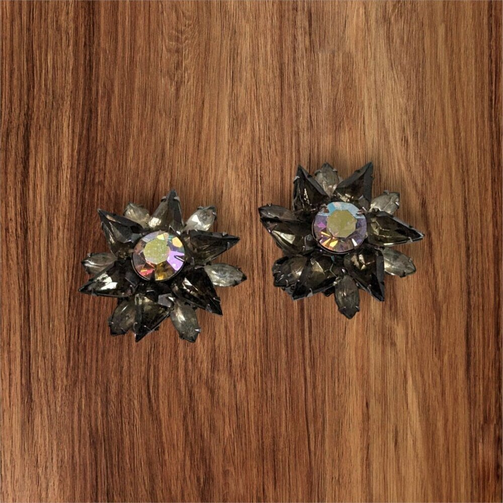 Vintage Beau Jewels Clip‎ On Earrings flower aurora borealis 1.5 inch Estate